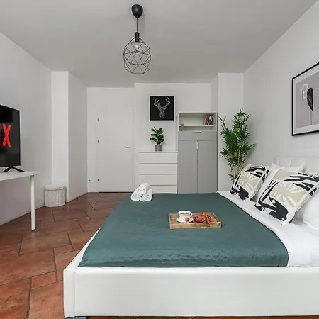 Lumina I 3br With Balcony I Near Center Warszawa