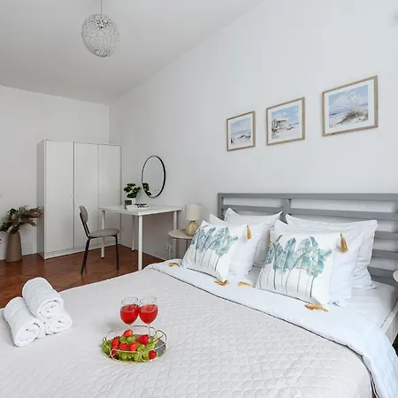 Lumina I 3br With Balcony I Near Center Apartament