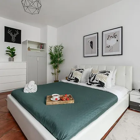 Lumina I 3br With Balcony I Near Center Apartament Warszawa